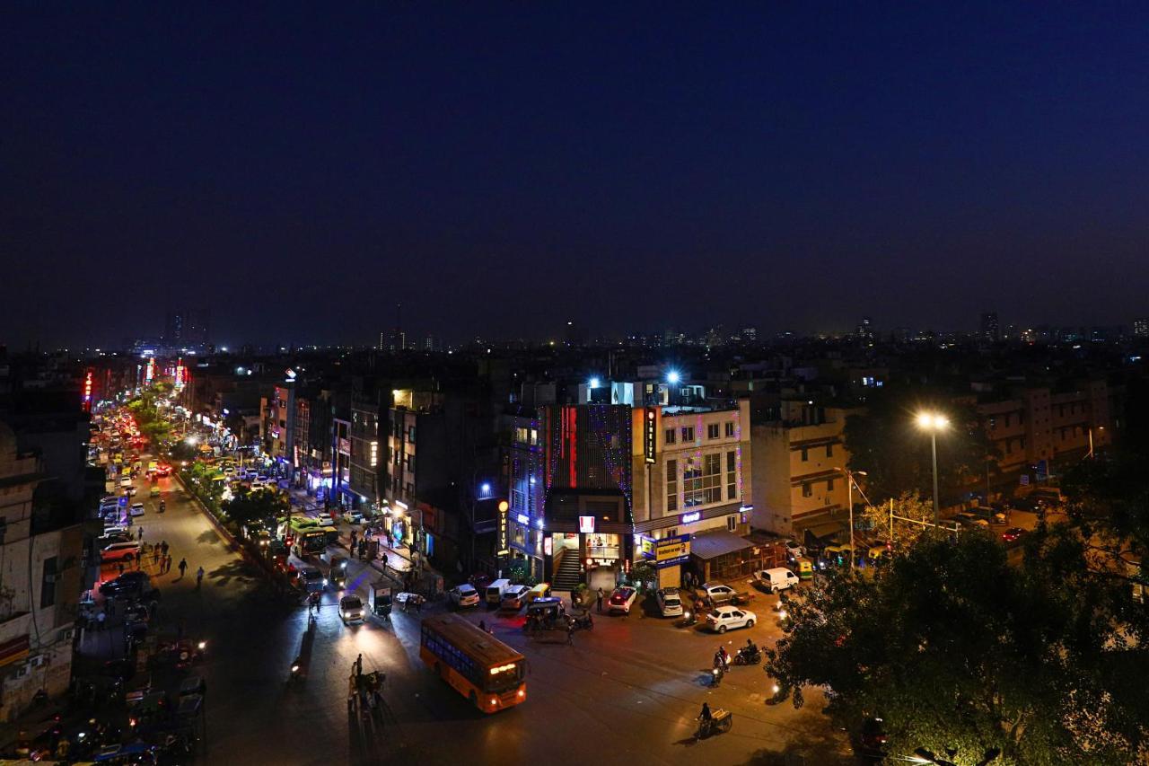 Staybook Hotel Aira New Delhi Railway Station Paharganj Bagian luar foto