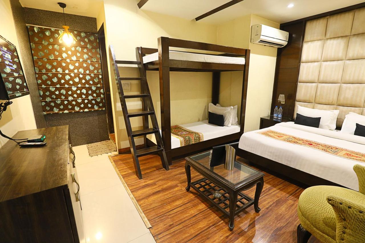 Staybook Hotel Aira New Delhi Railway Station Paharganj Bagian luar foto
