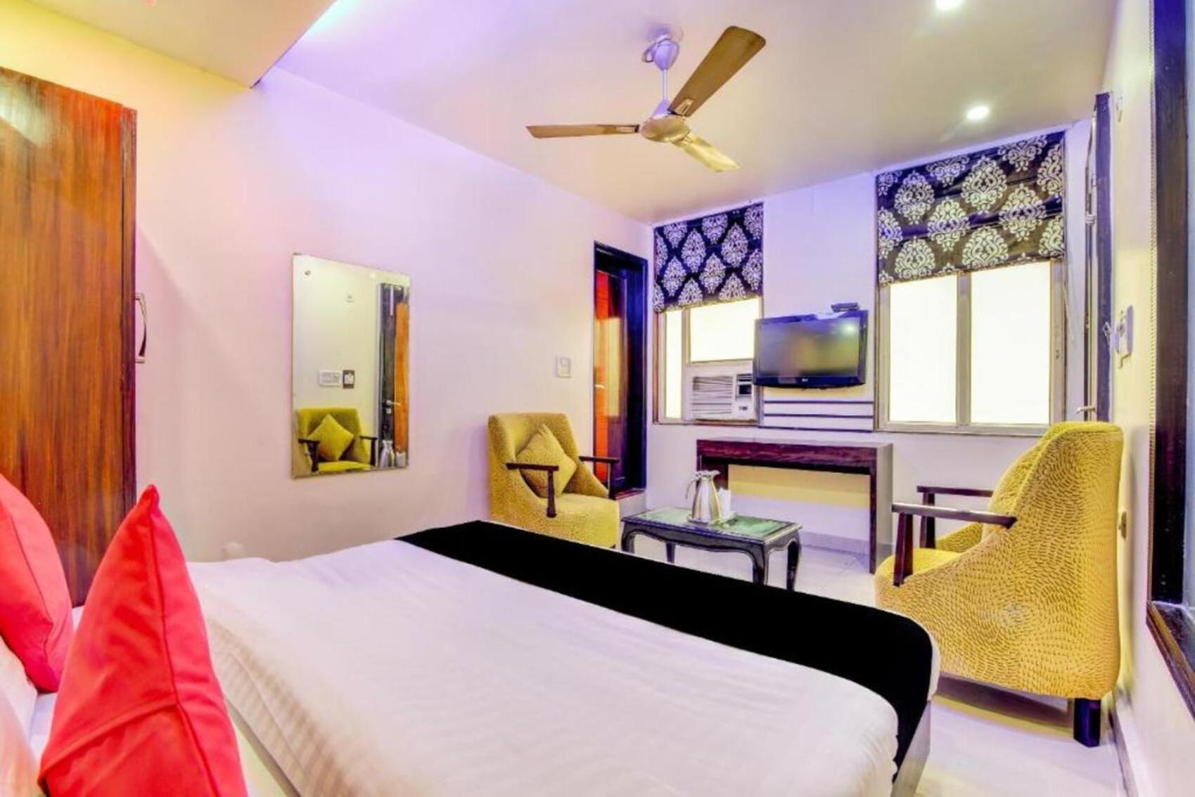 Staybook Hotel Aira New Delhi Railway Station Paharganj Bagian luar foto