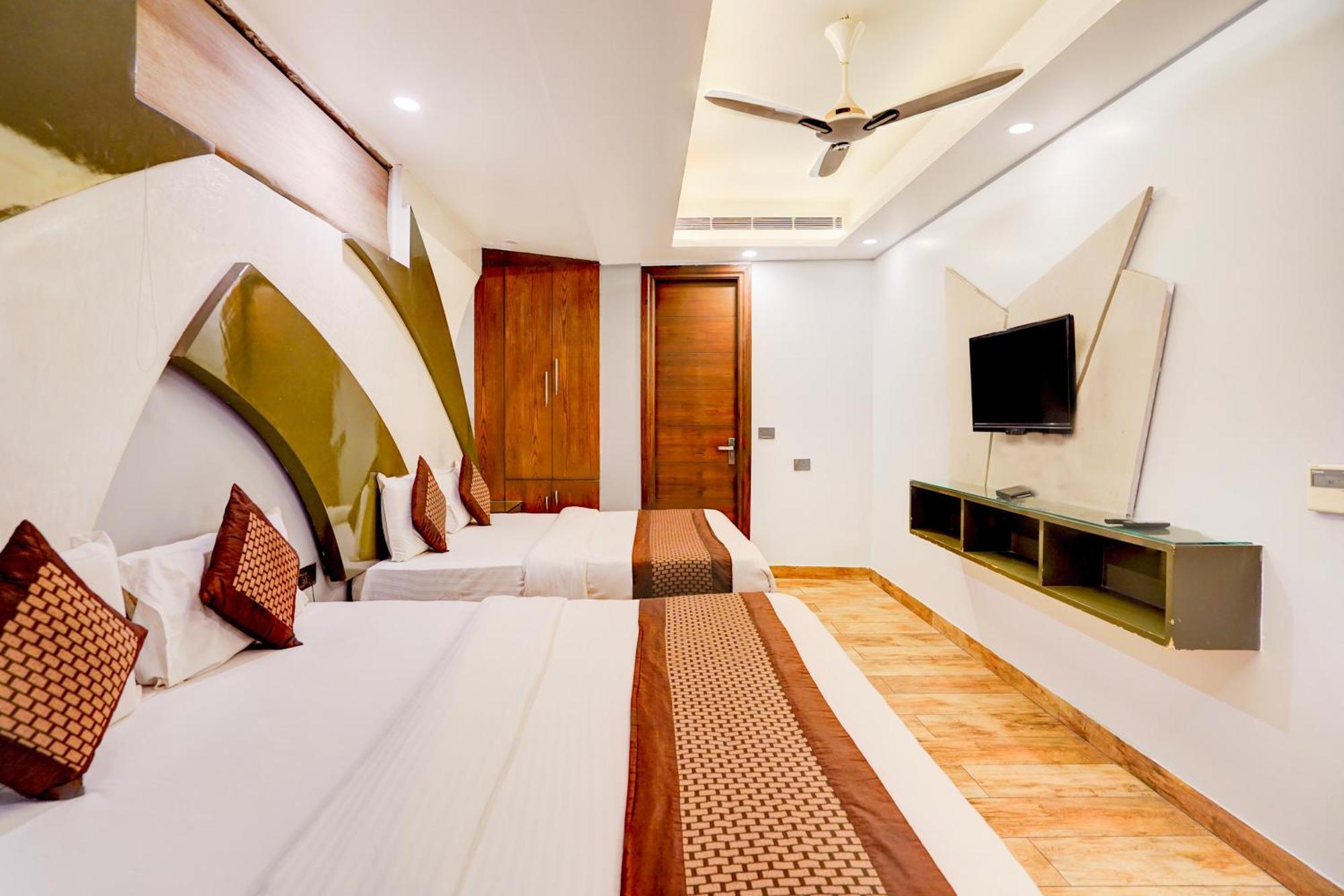 Staybook Hotel Aira New Delhi Railway Station Paharganj Bagian luar foto