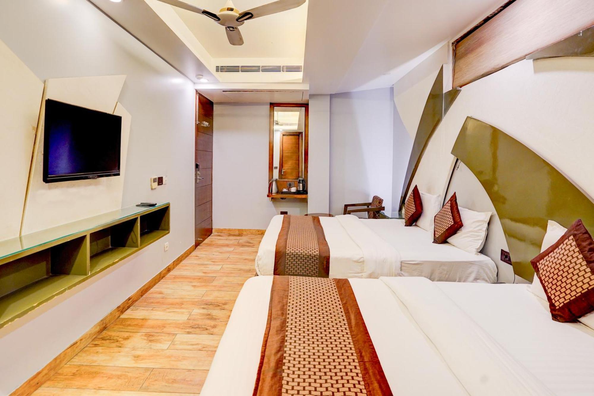 Staybook Hotel Aira New Delhi Railway Station Paharganj Bagian luar foto